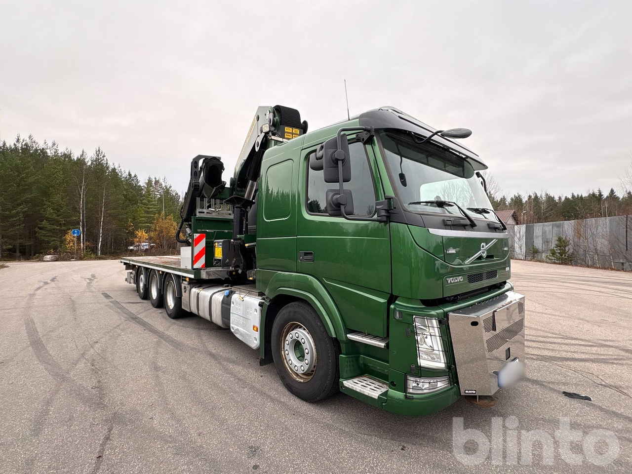 Бортова вантажівка/ Платформа, Вантажівка з маніпулятором VOLVO FM 460 8x4 Tridem: фото 7