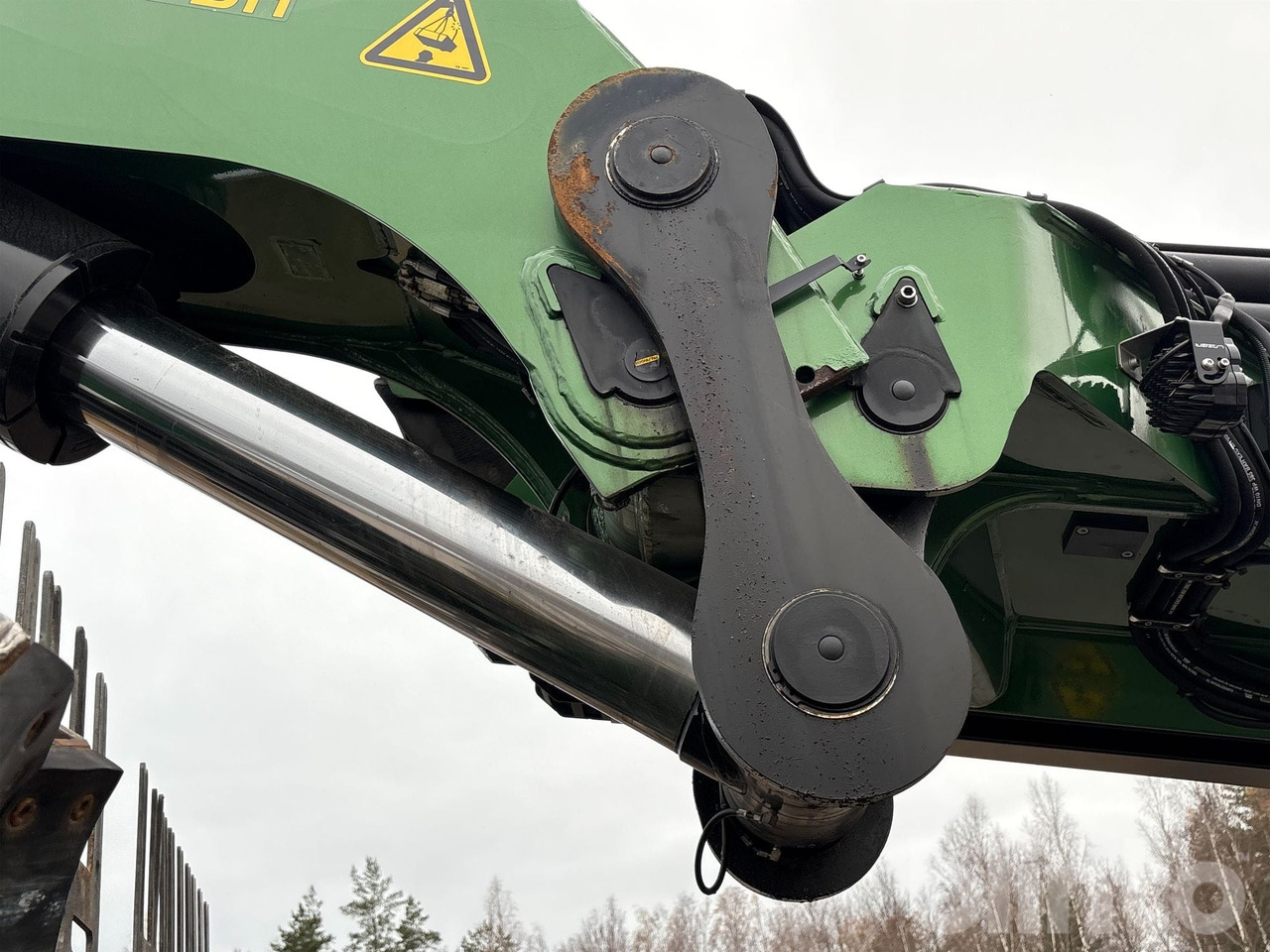 Бортова вантажівка/ Платформа, Вантажівка з маніпулятором VOLVO FM 460 8x4 Tridem: фото 25