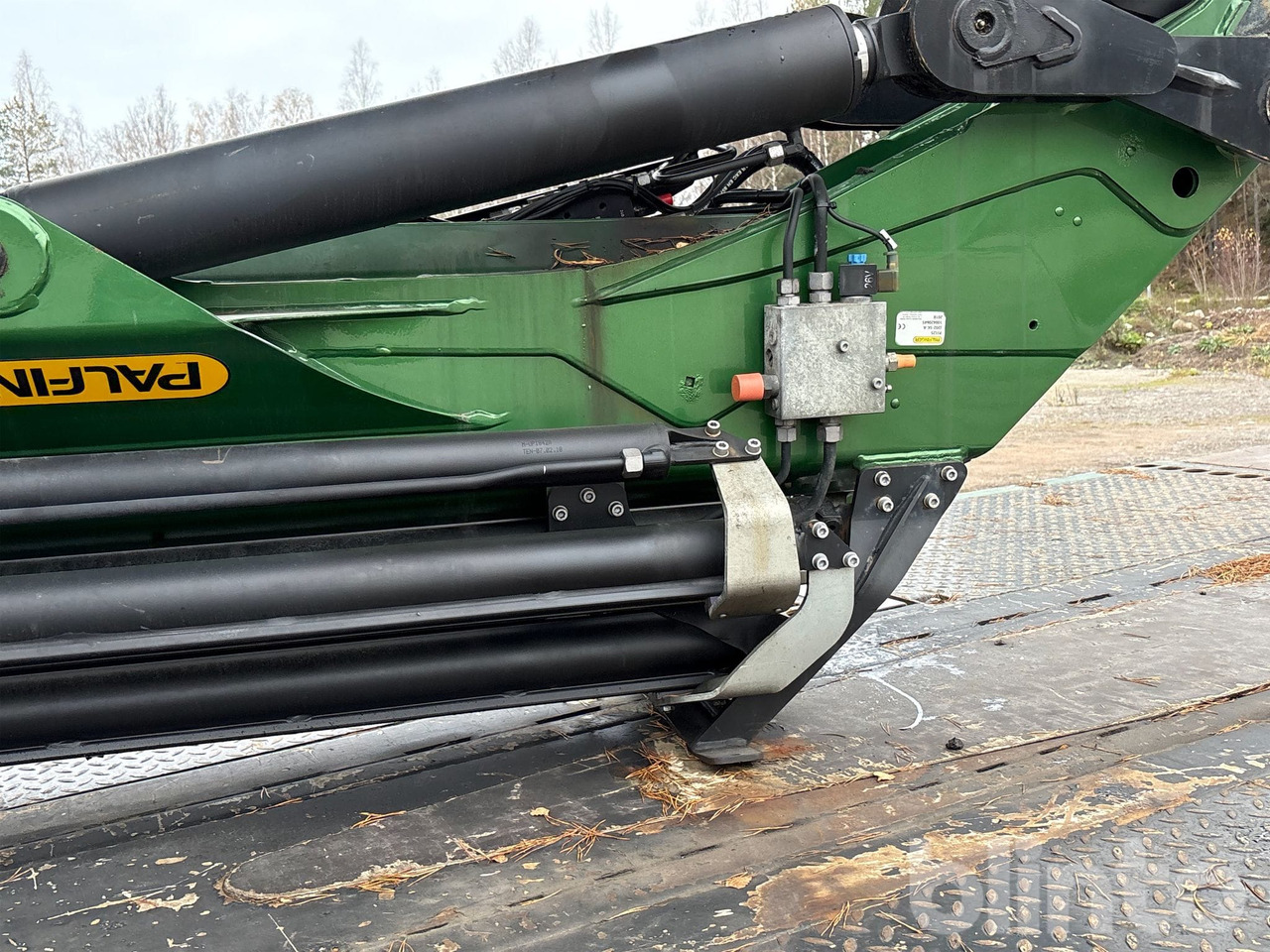 Бортова вантажівка/ Платформа, Вантажівка з маніпулятором VOLVO FM 460 8x4 Tridem: фото 28