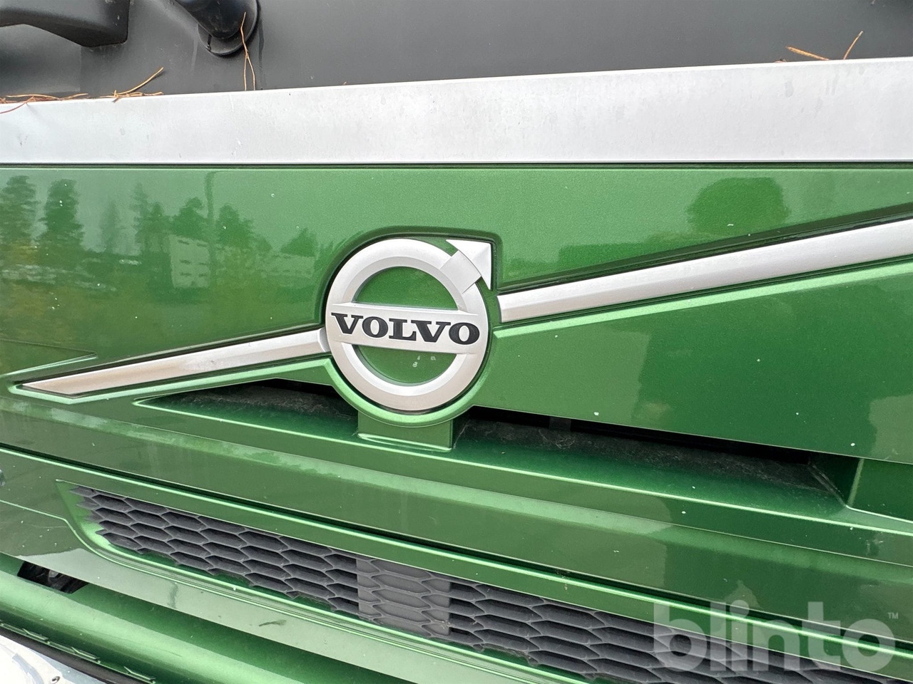 Бортова вантажівка/ Платформа, Вантажівка з маніпулятором VOLVO FM 460 8x4 Tridem: фото 13