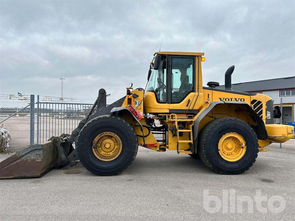 VOLVO L110F - Колісний навантажувач: фото 1 VOLVO L110F - Колісний навантажувач: фото 1