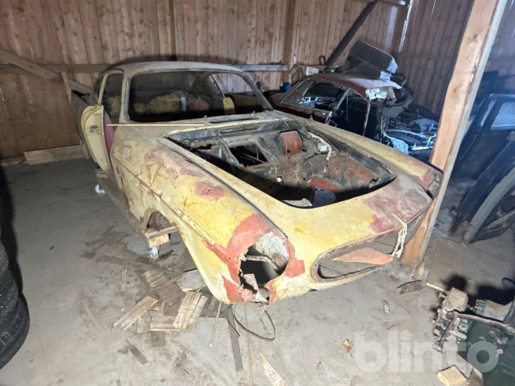 VOLVO P1800 184351 U - Легковий автомобіль: фото 2 VOLVO P1800 184351 U - Легковий автомобіль: фото 2