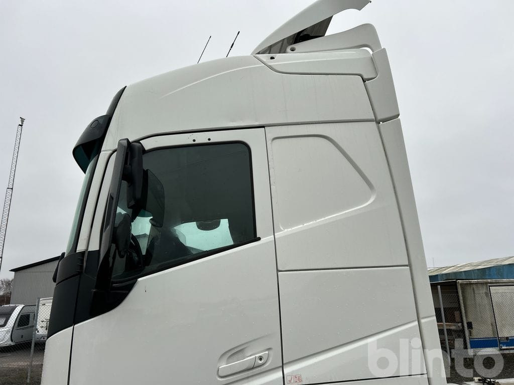 Вантажівка VOLVO FH 500 6x2: фото 9