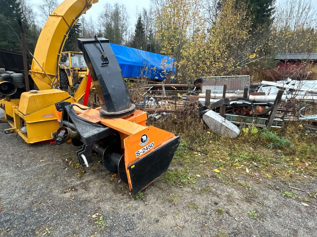 Vestbjörn s-2450 - Роторний снігоочисник: фото 1 Vestbjörn s-2450 - Роторний снігоочисник: фото 1