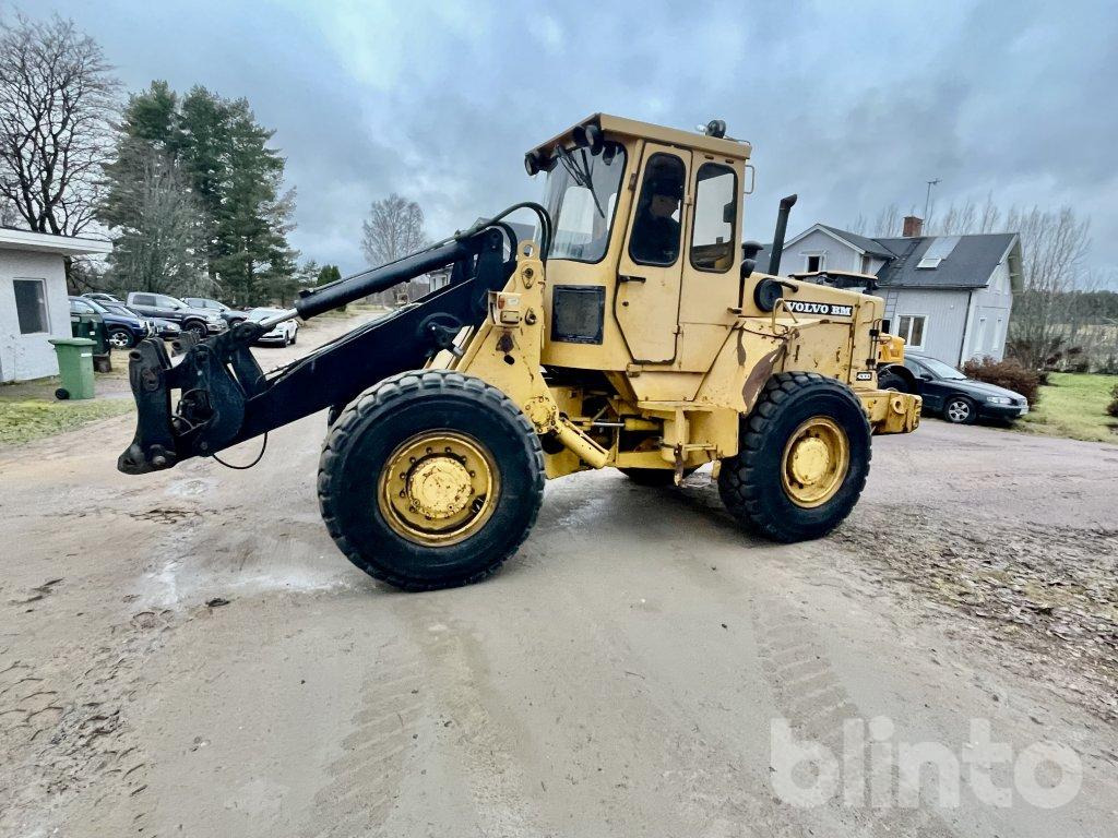 Volvo 4300 - Колісний навантажувач: фото 1 Volvo 4300 - Колісний навантажувач: фото 1