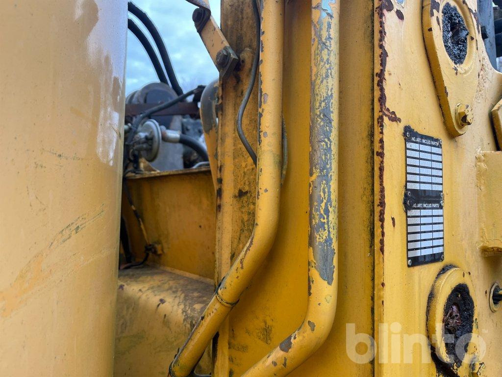 Колісний навантажувач Volvo BM L90: фото 50