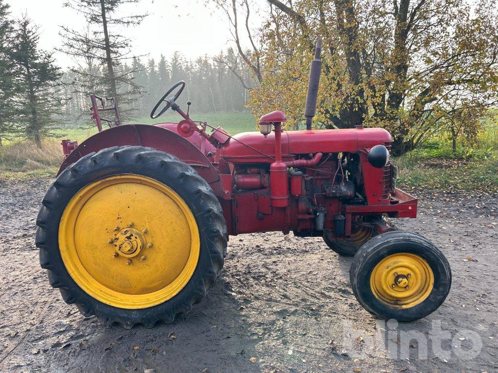 ZETOR 225 T25K - Трактор: фото 4 ZETOR 225 T25K - Трактор: фото 4