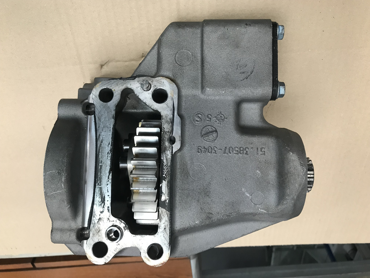 CARCASSA RIDUTTORE ASSEMBLAGGIO POMPA CARBURANTE ALTA PRESSIONE MAN 51385075020 - Паливний насос в категорії Вантажівки: фото 5 CARCASSA RIDUTTORE ASSEMBLAGGIO POMPA CARBURANTE ALTA PRESSIONE MAN 51385075020 - Паливний насос в категорії Вантажівки: фото 5
