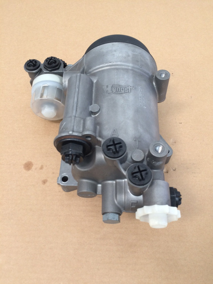 GRUPPO FILTRO CARBURANTE SENZA RISCALDAMENTO MAN - Паливний фільтр в категорії Вантажівки: фото 2 GRUPPO FILTRO CARBURANTE SENZA RISCALDAMENTO MAN - Паливний фільтр в категорії Вантажівки: фото 2