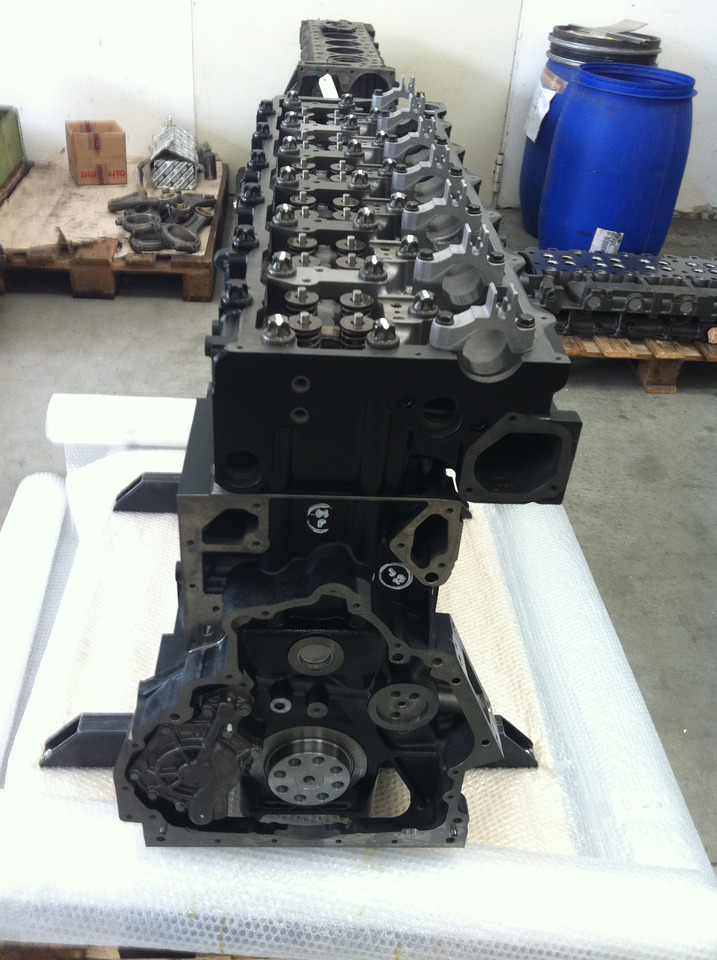 MOTORE MAN D2066LF06 - 400CV - EURO 2 - Двигун: фото 3 MOTORE MAN D2066LF06 - 400CV - EURO 2 - Двигун: фото 3