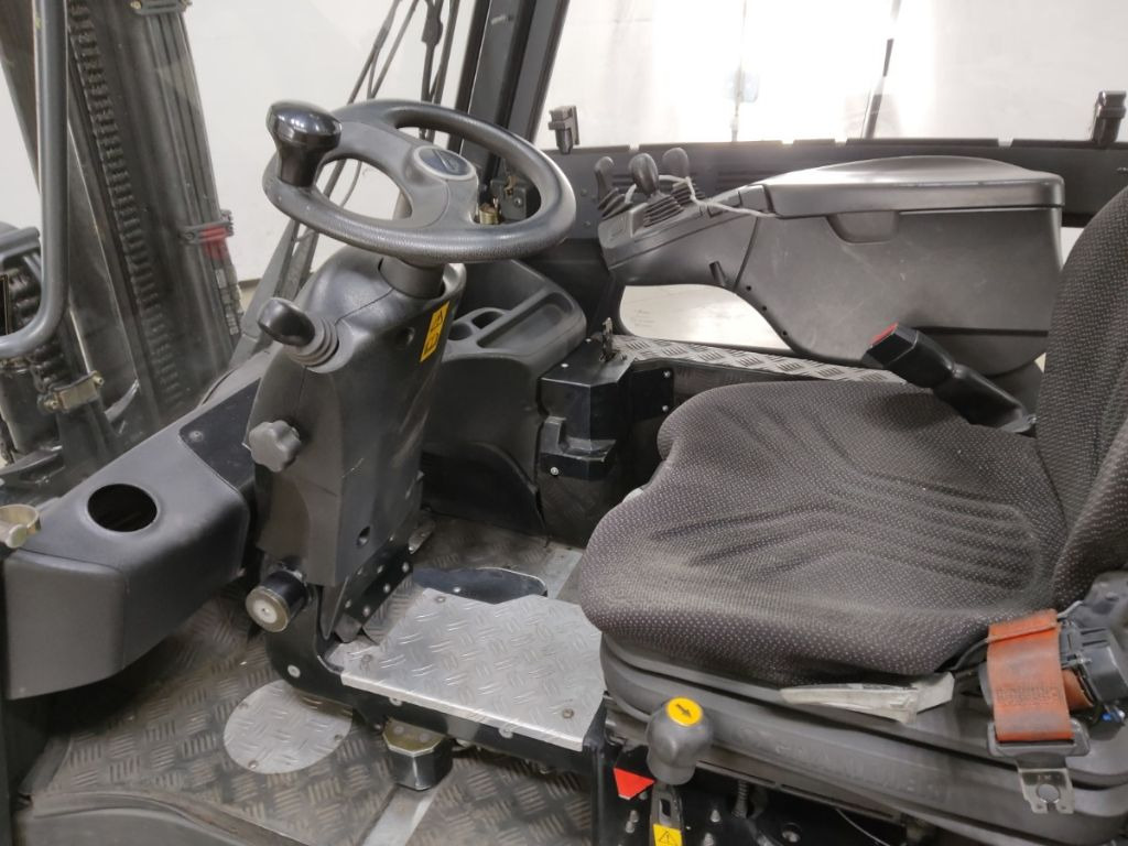 Linde E30HL-01/600 - Електронавантажувач: фото 3 Linde E30HL-01/600 - Електронавантажувач: фото 3