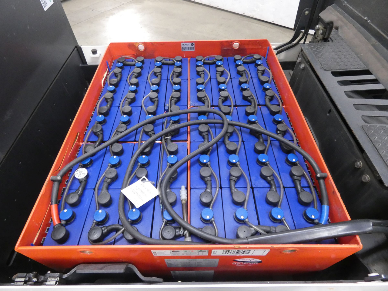 Linde P250 - Складські тягач: фото 4 Linde P250 - Складські тягач: фото 4