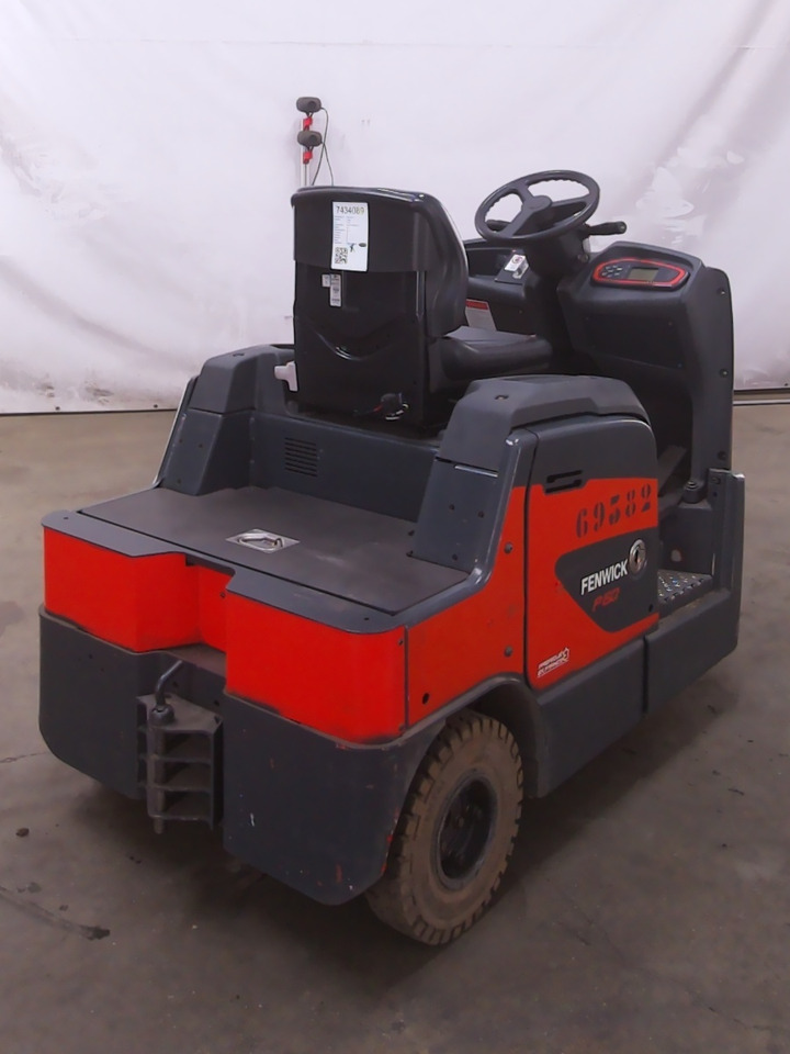 Linde P60 - Складські тягач: фото 2 Linde P60 - Складські тягач: фото 2