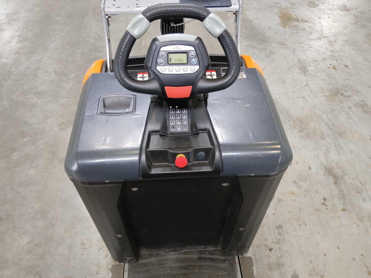 Still LTX50 - Складські тягач: фото 3 Still LTX50 - Складські тягач: фото 3