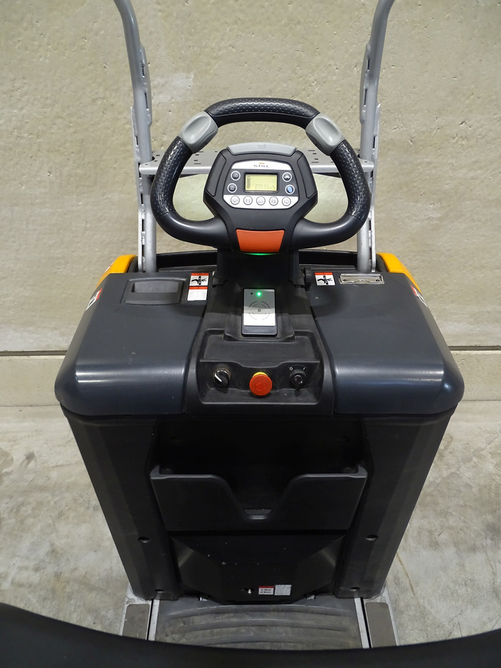 Still LTX50 - Складські тягач: фото 3 Still LTX50 - Складські тягач: фото 3