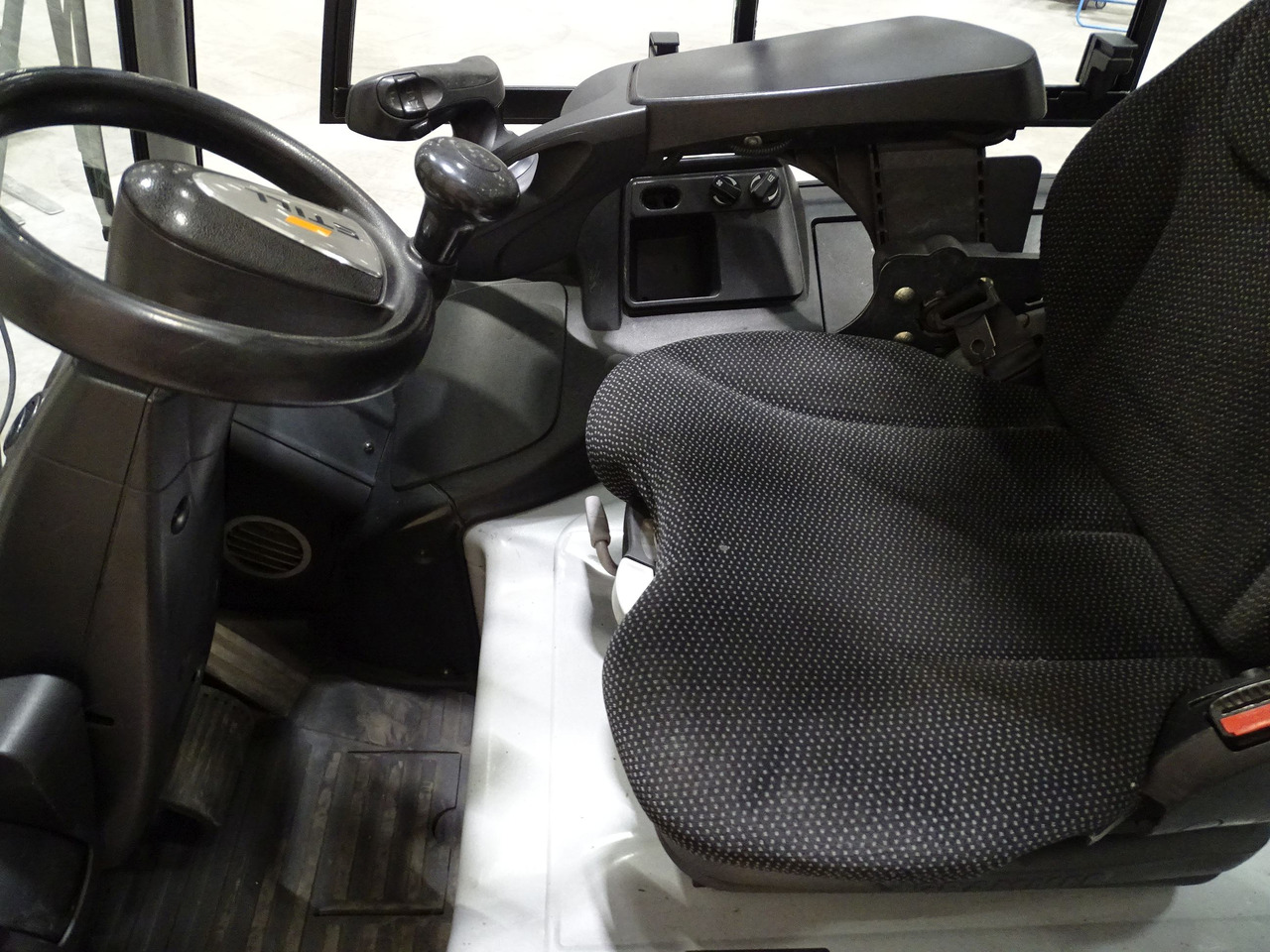 Still RX60-40 - Електронавантажувач: фото 3 Still RX60-40 - Електронавантажувач: фото 3