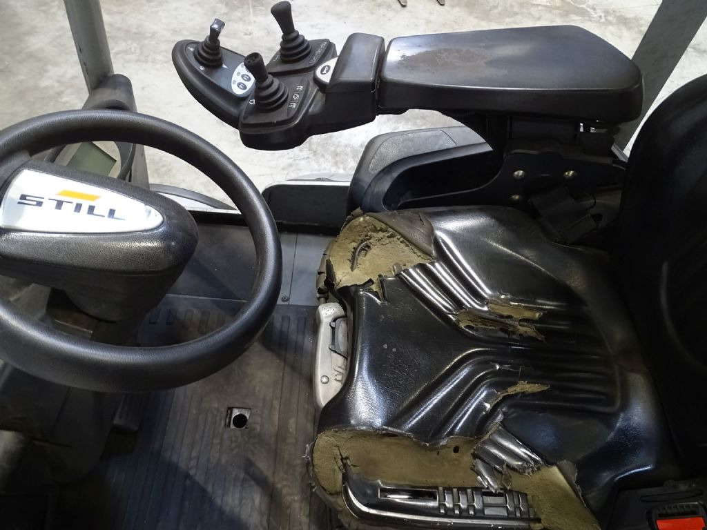 Still RX70-50/600 - Дизельний навантажувач: фото 3 Still RX70-50/600 - Дизельний навантажувач: фото 3