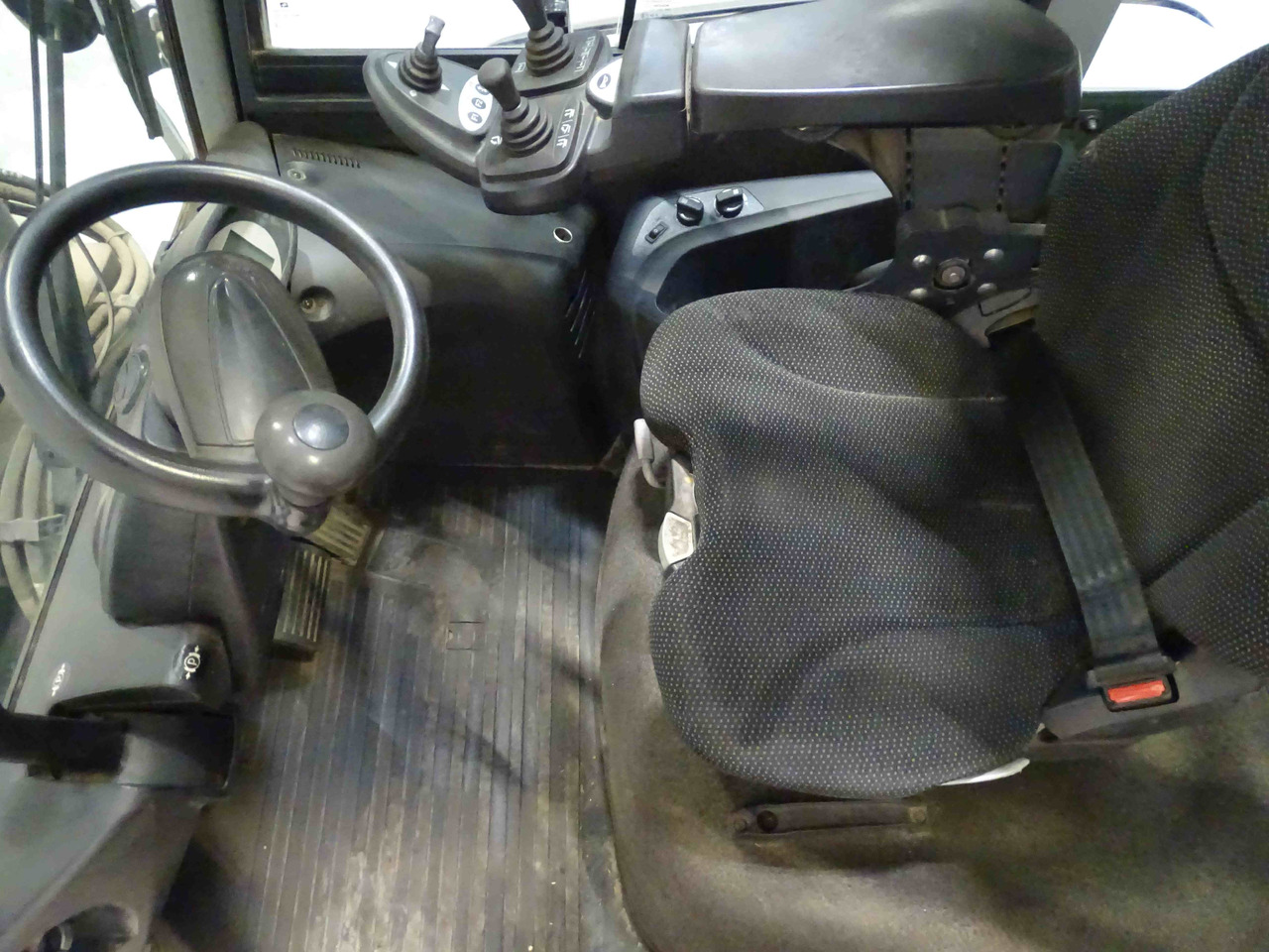 Still RX70-60 - Дизельний навантажувач: фото 3 Still RX70-60 - Дизельний навантажувач: фото 3