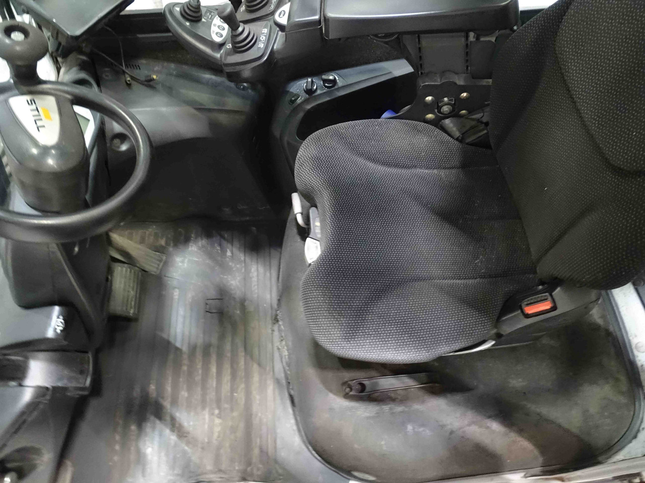 Still RX70-80/900 - Дизельний навантажувач: фото 3 Still RX70-80/900 - Дизельний навантажувач: фото 3