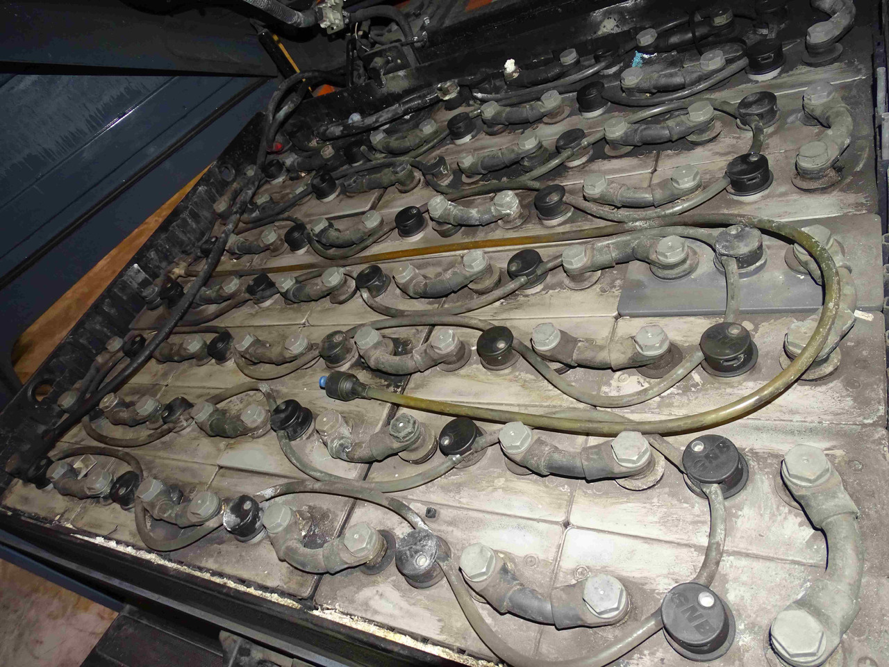 Toyota 8FBMT30 - Електронавантажувач: фото 4 Toyota 8FBMT30 - Електронавантажувач: фото 4