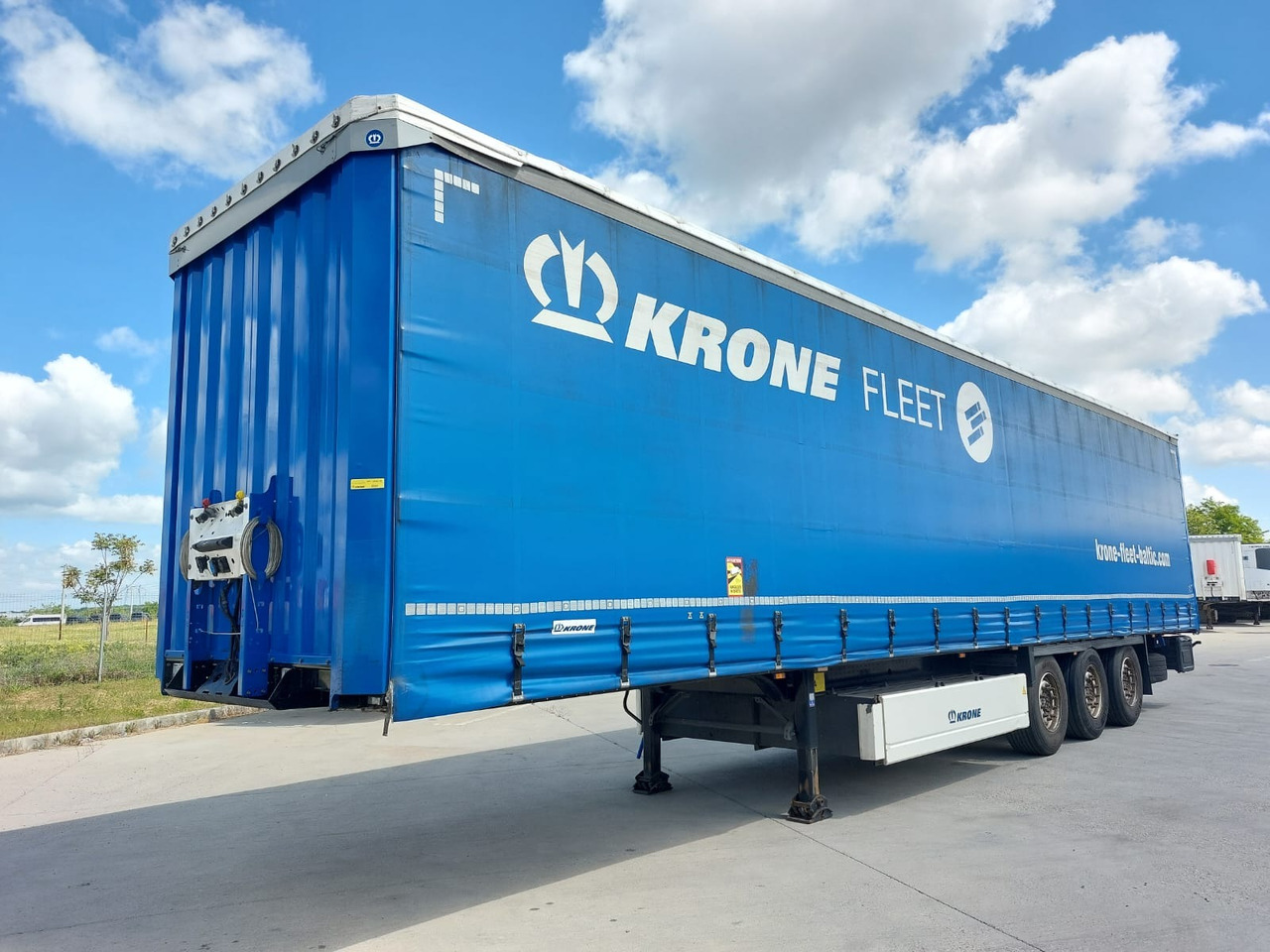 Krone SD - Тентований напівпричіп: фото 1 Krone SD - Тентований напівпричіп: фото 1