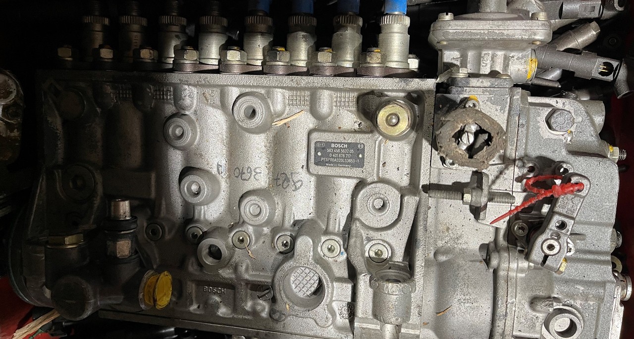 Liebherr Injection Pump 0401878717 - Паливний насос в категорії Будівельна техніка: фото 2 Liebherr Injection Pump 0401878717 - Паливний насос в категорії Будівельна техніка: фото 2