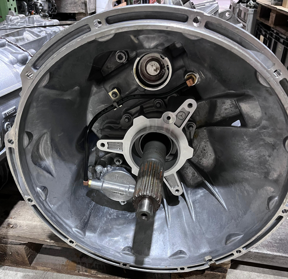 MERCEDES-BENZ Actros Transmission A960 261 0929 - Трансмісія: фото 1 MERCEDES-BENZ Actros Transmission A960 261 0929 - Трансмісія: фото 1