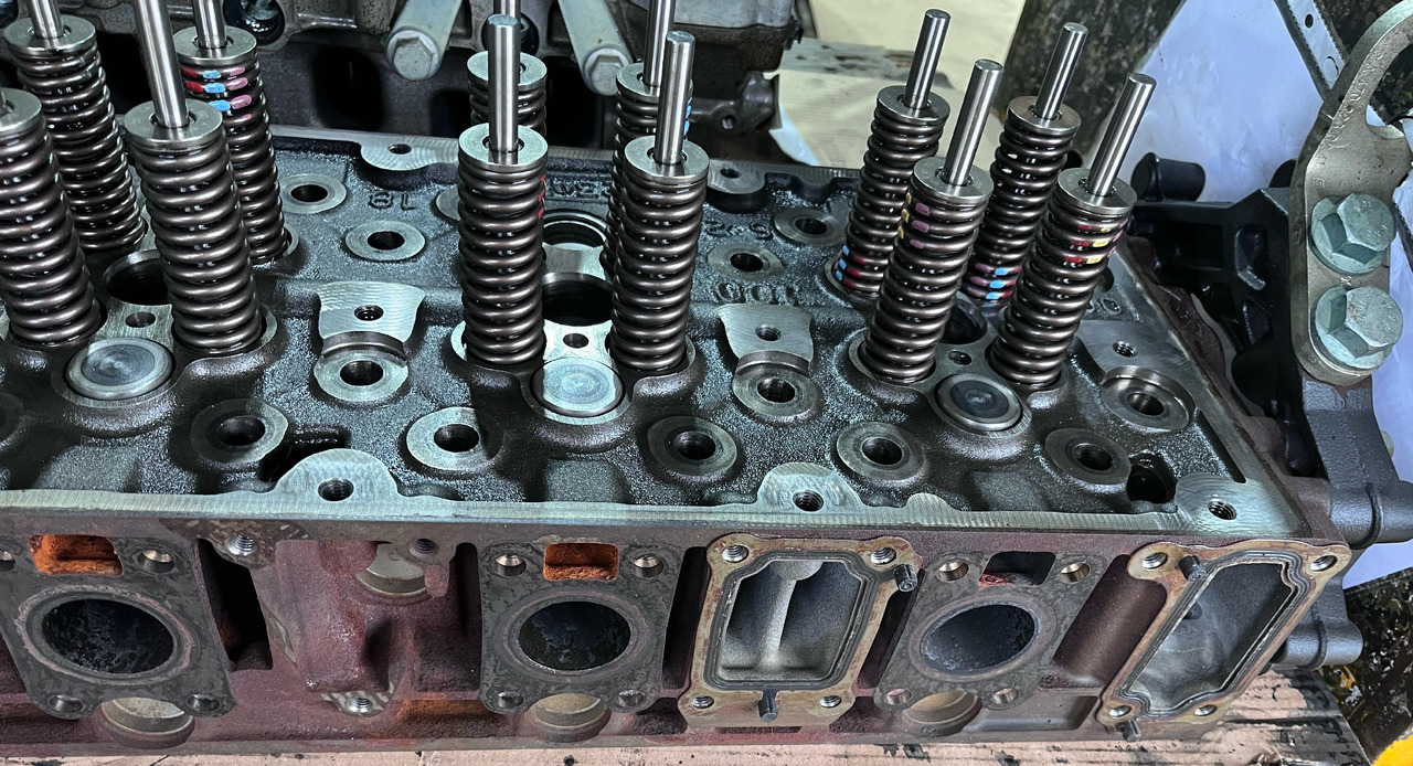 Mercedes Actros MP4 Euro 6 Cylinderhead OM470 - Двигун та запчастини в категорії Вантажівки: фото 4 Mercedes Actros MP4 Euro 6 Cylinderhead OM470 - Двигун та запчастини в категорії Вантажівки: фото 4