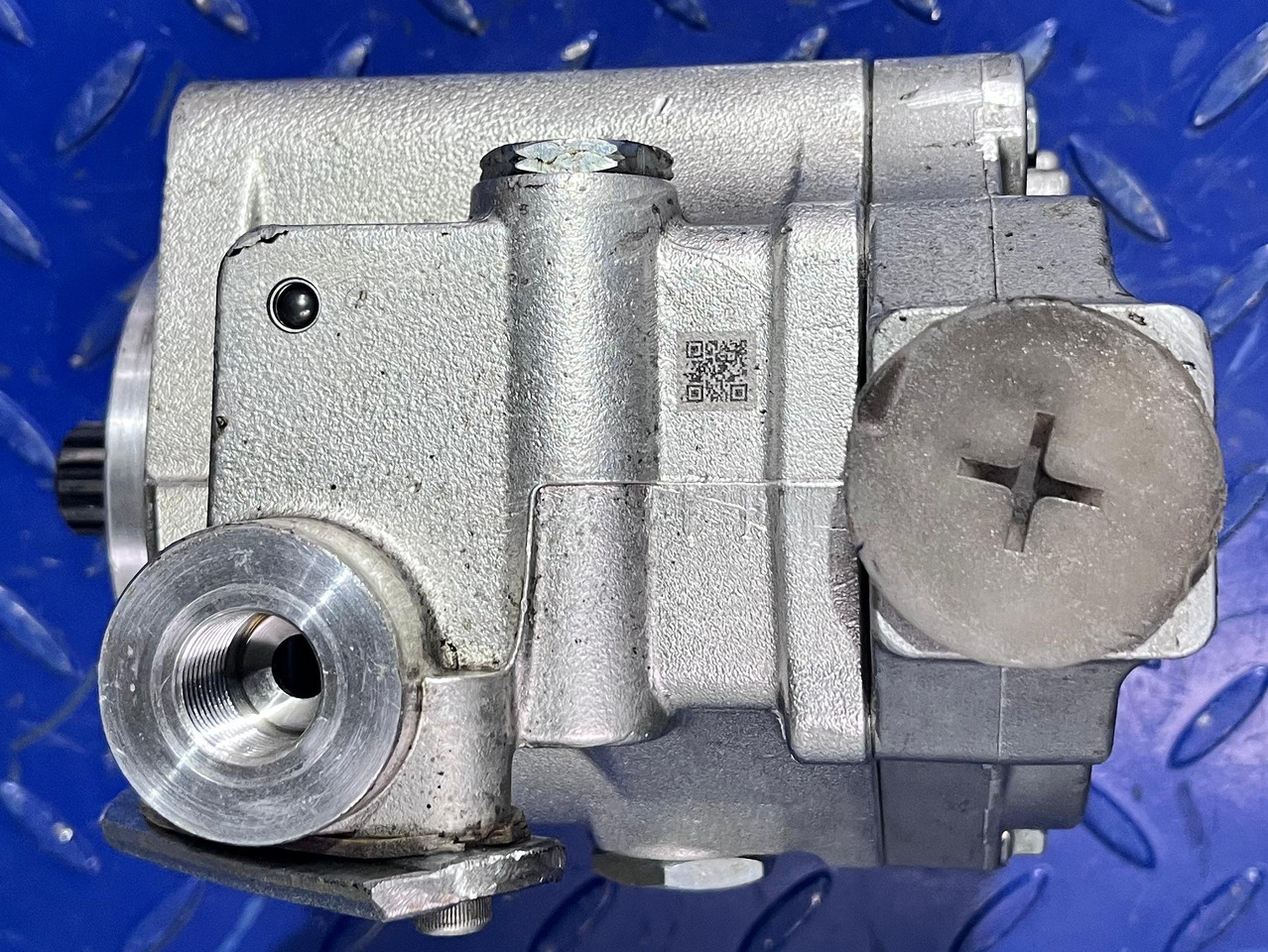Mercedes Actros MP4 Servo Pump A9604600280 - Насос гідропідсилювача в категорії Вантажівки: фото 1 Mercedes Actros MP4 Servo Pump A9604600280 - Насос гідропідсилювача в категорії Вантажівки: фото 1