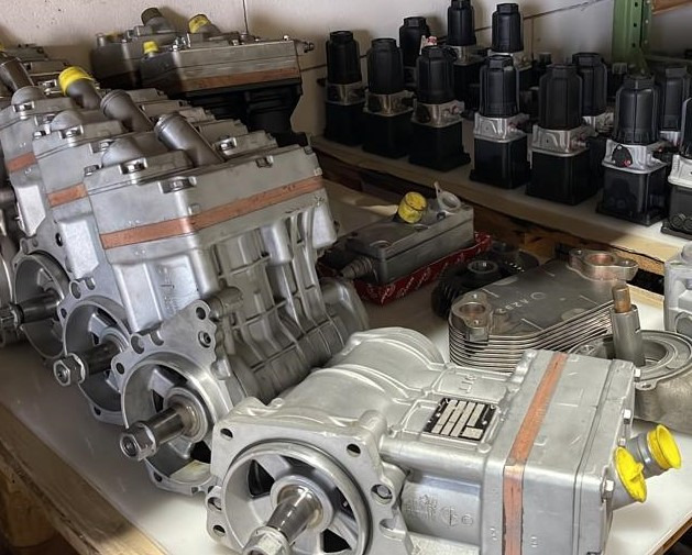 Mercedes Benz Air Compressor A0011306415 Reconditioned - Пневмокомпресор в категорії Інша техніка: фото 3 Mercedes Benz Air Compressor A0011306415 Reconditioned - Пневмокомпресор в категорії Інша техніка: фото 3