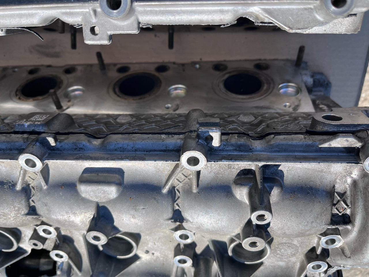 Mercedes Benz Cylinder Heads A2730160105 / A2730160005 - Блок циліндрів: фото 5 Mercedes Benz Cylinder Heads A2730160105 / A2730160005 - Блок циліндрів: фото 5