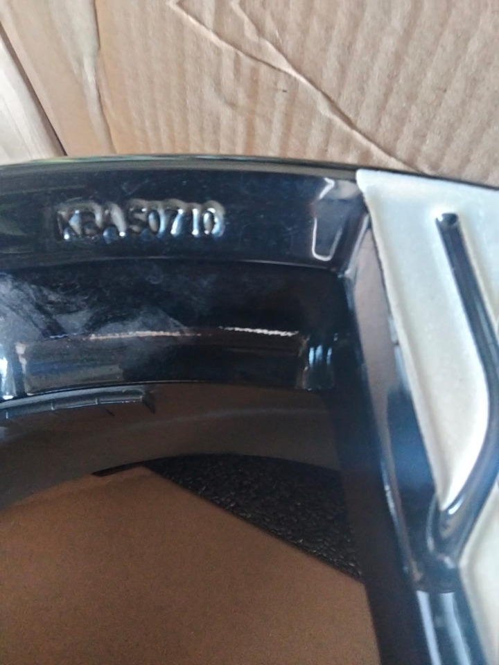 Mitsubishi Pajero L200 20 Zoll original Rims KBA50710 - Колісний диск в категорії Легкові автомобілі: фото 4 Mitsubishi Pajero L200 20 Zoll original Rims KBA50710 - Колісний диск в категорії Легкові автомобілі: фото 4