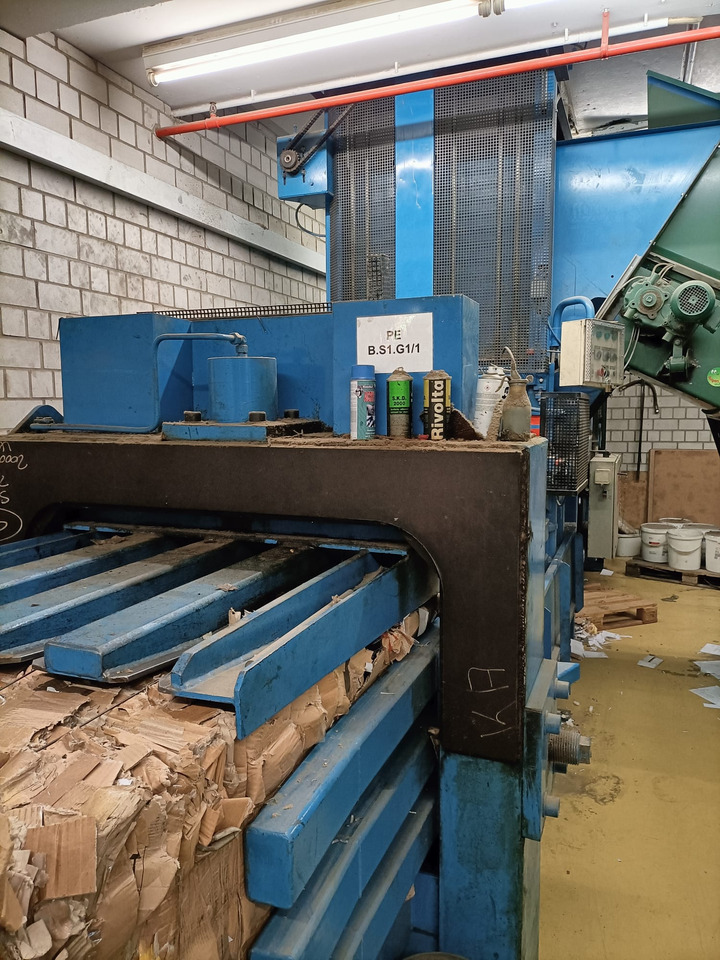 Boa Continuu 25-LB-6 Carton Plasic Press 40 T - Промислове обладнання: фото 1 Boa Continuu 25-LB-6 Carton Plasic Press 40 T - Промислове обладнання: фото 1