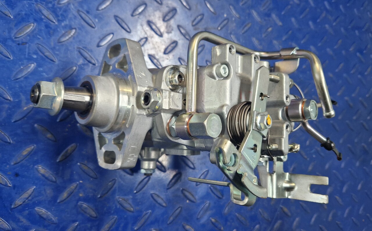 DENSO INJECTION PUMP ME202646 - Запчастини в категорії Вантажівки: фото 4 DENSO INJECTION PUMP ME202646 - Запчастини в категорії Вантажівки: фото 4