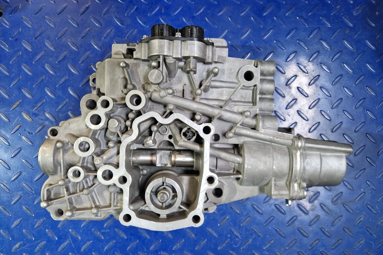 Mercedes MB Actros MP4 transmission shifting cylinder A9602603863 - Запчастини в категорії Інша техніка: фото 1 Mercedes MB Actros MP4 transmission shifting cylinder A9602603863 - Запчастини в категорії Інша техніка: фото 1