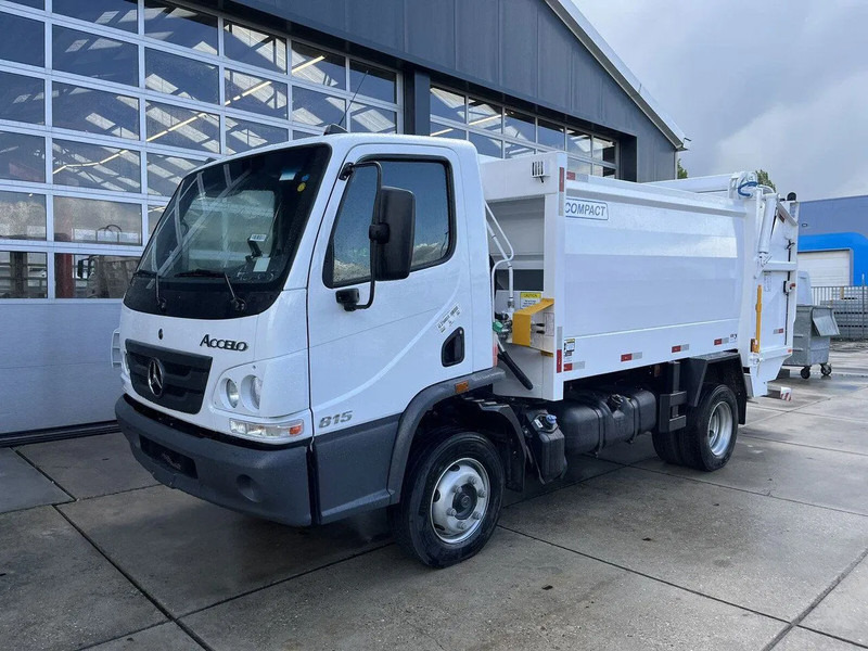 Mercedes-Benz Accelo 815 4x2 Garbage Compactor (2 units) Accelo 815 4x2 Garbage Compactor (2 units) - Сміттєвози: фото 1 Mercedes-Benz Accelo 815 4x2 Garbage Compactor (2 units) Accelo 815 4x2 Garbage Compactor (2 units) - Сміттєвози: фото 1