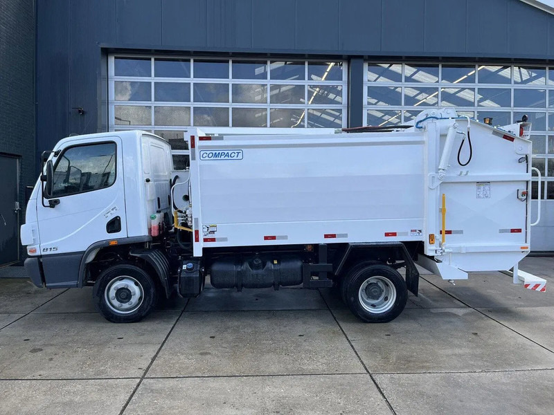 Mercedes-Benz Accelo 815 4x2 Garbage Compactor (2 units) Accelo 815 4x2 Garbage Compactor (2 units) - Сміттєвози: фото 2 Mercedes-Benz Accelo 815 4x2 Garbage Compactor (2 units) Accelo 815 4x2 Garbage Compactor (2 units) - Сміттєвози: фото 2