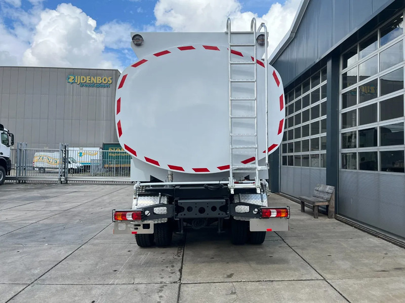 Mercedes-Benz Arocs 3340 6x4 Water Tank Truck - Вантажівка цистерна: фото 4 Mercedes-Benz Arocs 3340 6x4 Water Tank Truck - Вантажівка цистерна: фото 4