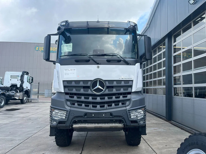 Новий Тентована вантажівка Mercedes-Benz Arocs 3340 A 6x6 Cargo Truck: фото 9