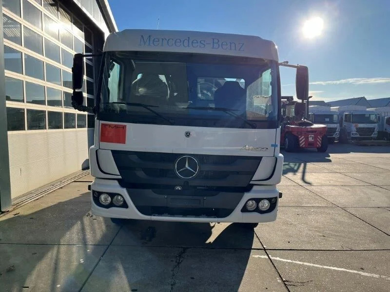 Mercedes-Benz Atego 1418 4x2 Fuel Tank Truck - Вантажівка цистерна: фото 4 Mercedes-Benz Atego 1418 4x2 Fuel Tank Truck - Вантажівка цистерна: фото 4