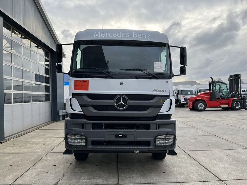 Mercedes-Benz Axor 3344 6x4 Chassis Cabin - Вантажівка шасі: фото 4 Mercedes-Benz Axor 3344 6x4 Chassis Cabin - Вантажівка шасі: фото 4