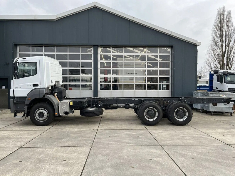 Mercedes-Benz Axor 3344 6x4 Chassis Cabin - Вантажівка шасі: фото 2 Mercedes-Benz Axor 3344 6x4 Chassis Cabin - Вантажівка шасі: фото 2