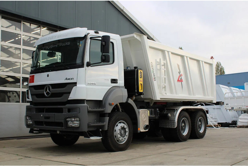 Mercedes-Benz Axor 3344 K 6x4 Tipper Truck - Самоскид вантажівка: фото 1 Mercedes-Benz Axor 3344 K 6x4 Tipper Truck - Самоскид вантажівка: фото 1