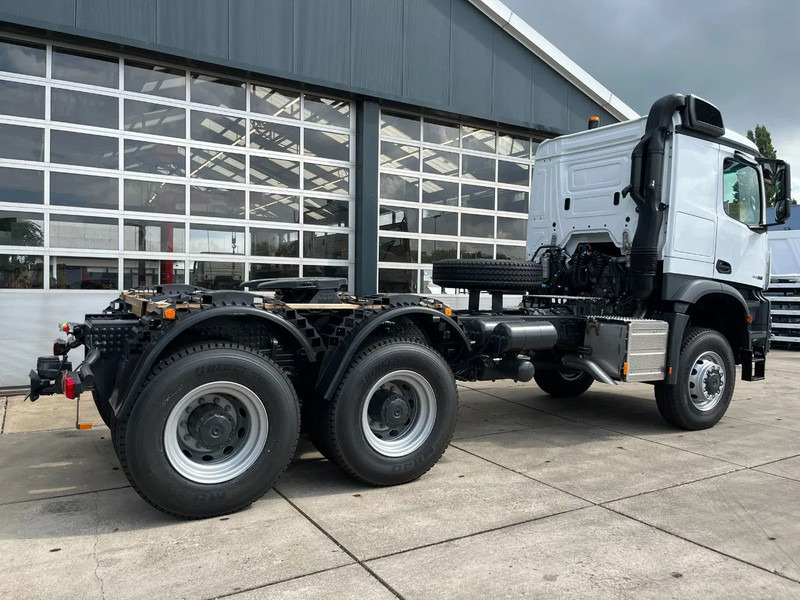 Mercedes-Benz Arocs 4058 AS 6x6 Tractor Head 180T Push Pull EURO-5 - Тягач: фото 5 Mercedes-Benz Arocs 4058 AS 6x6 Tractor Head 180T Push Pull EURO-5 - Тягач: фото 5