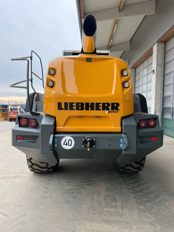 Liebherr L566 - Колісний навантажувач: фото 1 Liebherr L566 - Колісний навантажувач: фото 1