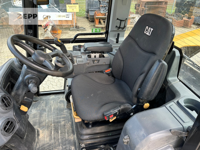 Колісний навантажувач Cat 908-14: фото 9