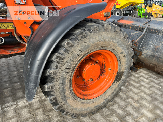 Колісний навантажувач Cat 908H: фото 11