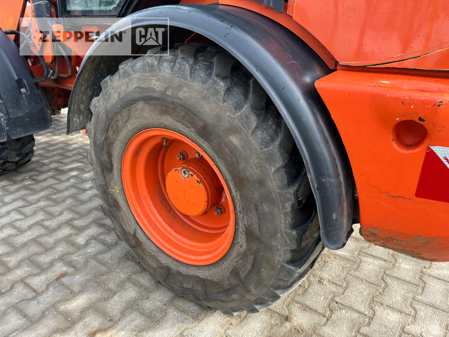 Колісний навантажувач Cat 908H: фото 13