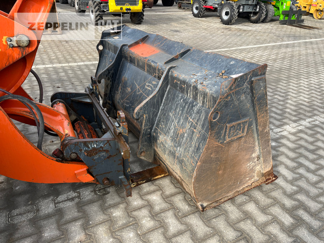 Колісний навантажувач Cat 908H: фото 19