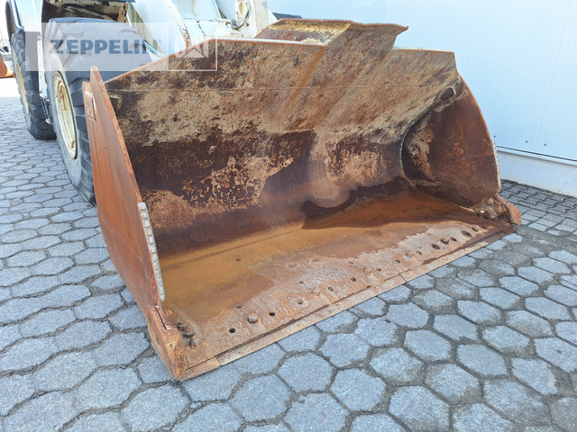 Cat 966M - Колісний навантажувач: фото 5 Cat 966M - Колісний навантажувач: фото 5